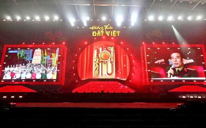 "Đường Xu&acirc;n đất Việt 2026 - Hội tụ" t&aacute;i hiện h&agrave;nh tr&igrave;nh ph&aacute;t triển của đất nước v&agrave; Qu&acirc;n đội Nh&acirc;n d&acirc;n Việt Nam - Ảnh 3.