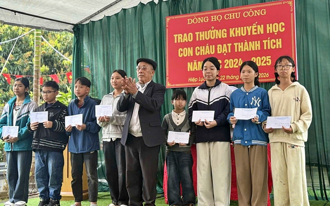 Xu&acirc;n Khuyến học ở x&atilde; A S&agrave;o, Hưng Y&ecirc;n - Ảnh 1.