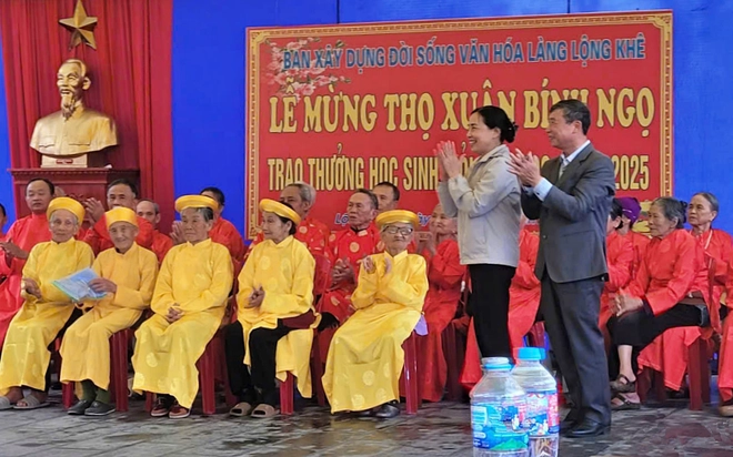 Xu&acirc;n Khuyến học ở x&atilde; A S&agrave;o, Hưng Y&ecirc;n - Ảnh 4.