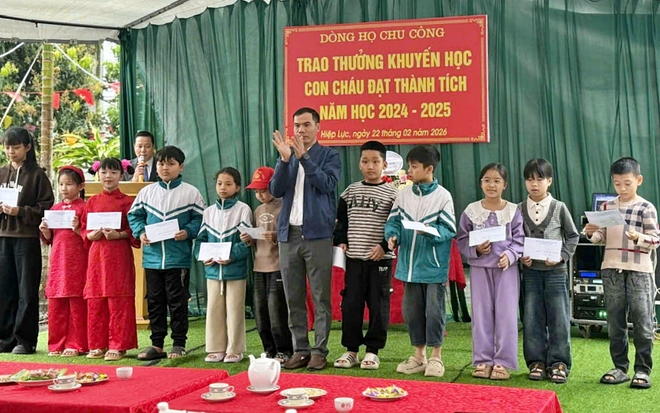 Xu&acirc;n Khuyến học ở x&atilde; A S&agrave;o, Hưng Y&ecirc;n - Ảnh 2.