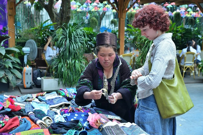 "Gieo xanh nơi đỉnh m&acirc;y" - Chuyện l&agrave;m du lịch sinh th&aacute;i của phụ nữ Việt Nam - Ảnh 9.