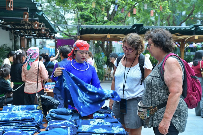 "Gieo xanh nơi đỉnh m&acirc;y" - Chuyện l&agrave;m du lịch sinh th&aacute;i của phụ nữ Việt Nam - Ảnh 7.