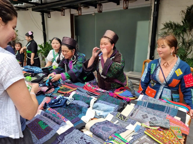 "Gieo xanh nơi đỉnh m&acirc;y" - Chuyện l&agrave;m du lịch sinh th&aacute;i của phụ nữ Việt Nam - Ảnh 5.