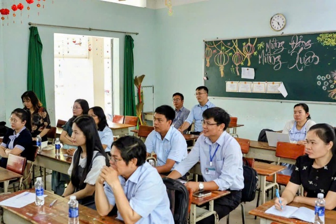 Hội nghị Sinh hoạt chuy&ecirc;n m&ocirc;n cụm: X&acirc;y dựng "Mạng lưới tri thức" trước thềm kỳ thi tốt nghiệp - Ảnh 7.