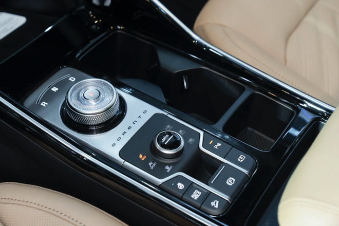 Kia Sorento Hybrid: Lời giải "thực dụng" cho b&agrave;i to&aacute;n xe xanh tại Việt Nam - Ảnh 4.