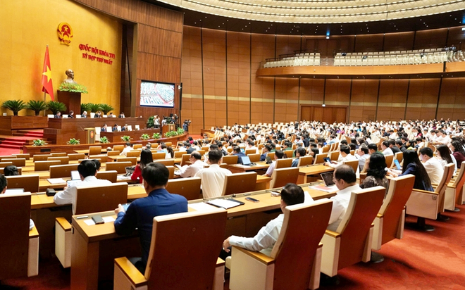 Kỳ họp thứ Nhất - Quốc hội kho&aacute; XVI: Đại biểu đề xuất n&acirc;ng lương cơ sở l&ecirc;n 2,65-2,7 triệu đồng/th&aacute;ng - Ảnh 2.