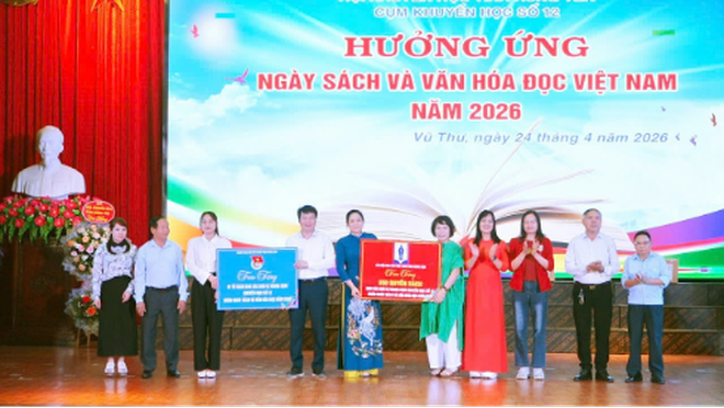 Hội Khuyến học tỉnh Hưng Y&ecirc;n khơi dậy văn h&oacute;a đọc, nền tảng x&acirc;y dựng x&atilde; hội học tập trong kỷ nguy&ecirc;n số - Ảnh 4.