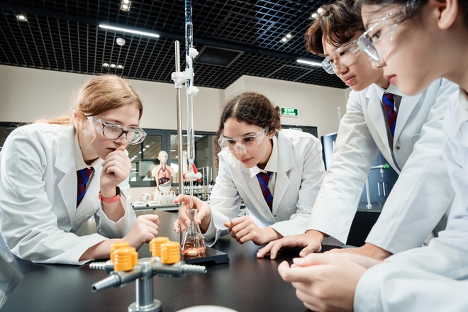 Brighton College Vietnam trở th&agrave;nh trường đầu ti&ecirc;n ở Việt Nam lọt top c&aacute;c trường tư thục xuất sắc to&agrave;n cầu 2026 - Ảnh 6.