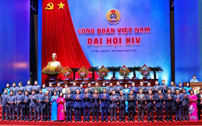 Tổng B&iacute; thư, Chủ tịch nước T&ocirc; L&acirc;m: Mỗi c&ocirc;ng nh&acirc;n phải c&oacute; cơ hội học tập suốt đời - Ảnh 2.