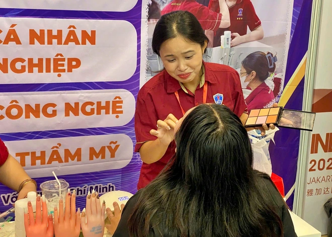 Trường Trung cấp Nguyễn Tất Th&agrave;nh đ&agrave;o tạo nghề "Thực học - Thực Danh - Thực nghiệp" - Ảnh 7.