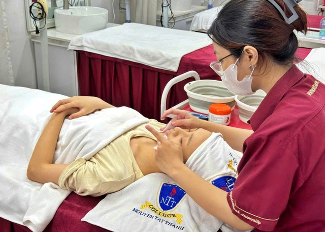 Trường Trung cấp Nguyễn Tất Th&agrave;nh đ&agrave;o tạo nghề "Thực học - Thực Danh - Thực nghiệp" - Ảnh 9.