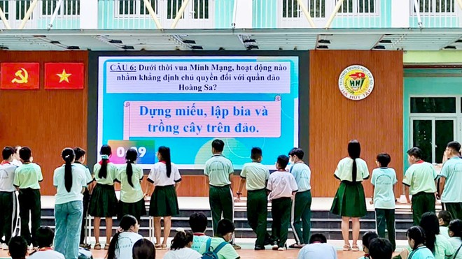 Trường học tại Thành phố Hồ Chí Minh mở cửa dạy học sinh miễn phí trong hè - Ảnh 1.