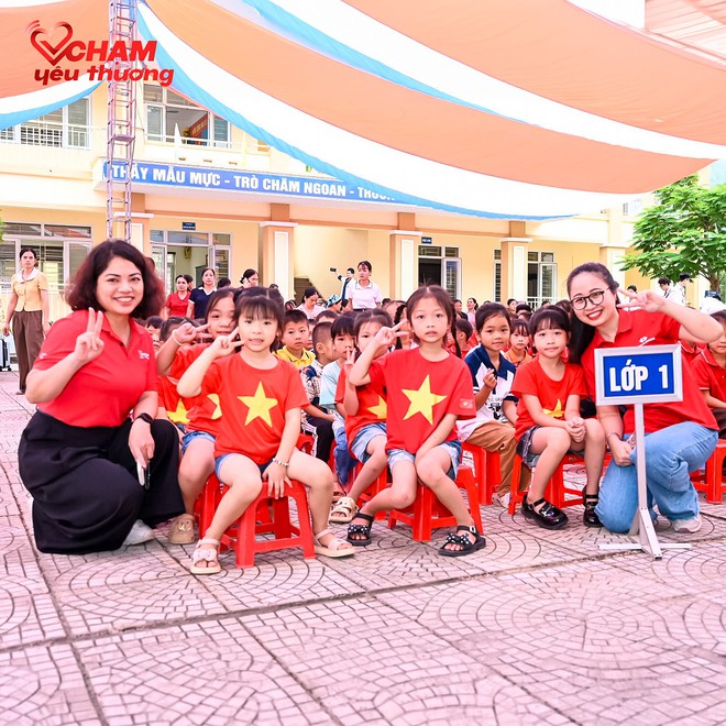 Quỹ Chạm Y&ecirc;u Thương khởi động chương tr&igrave;nh "Tiếp sức em tới trường 2026", đồng h&agrave;nh c&ugrave;ng gần 5000 học sinh v&ugrave;ng kh&oacute; khăn - Ảnh 1.