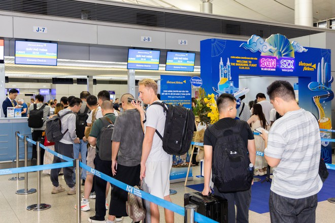Vietravel Airlines khai trương đường bay thẳng Th&agrave;nh phố Hồ Ch&iacute; Minh &ndash; Th&acirc;m Quyến, mở rộng kết nối Việt Nam &ndash; Trung Quốc - Ảnh 2.