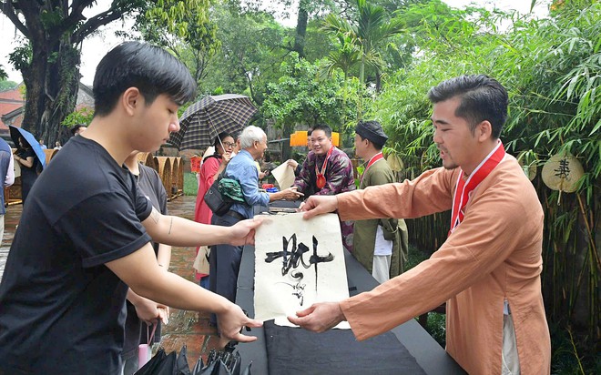 "N&eacute;t chữ an nhi&ecirc;n"  - Ảnh 5.