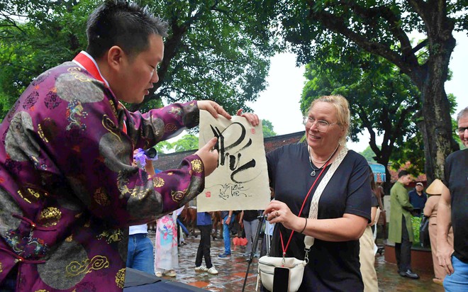 "N&eacute;t chữ an nhi&ecirc;n"  - Ảnh 3.