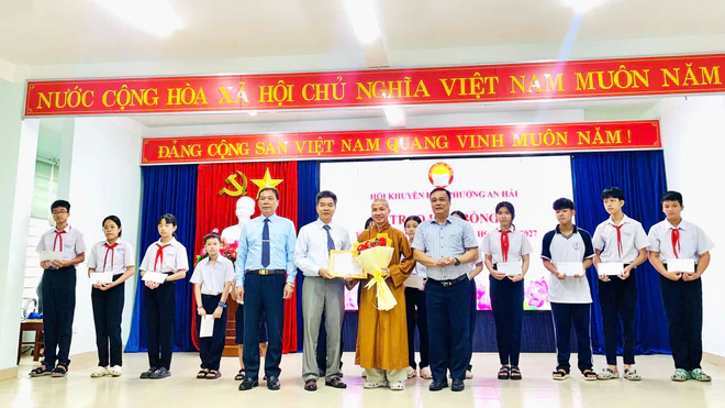 Hội Khuyến học An Hải, Đà Nẵng kiện toàn tổ chức sau sắp xếp, tiếp sức học sinh khó khăn - Ảnh 5.