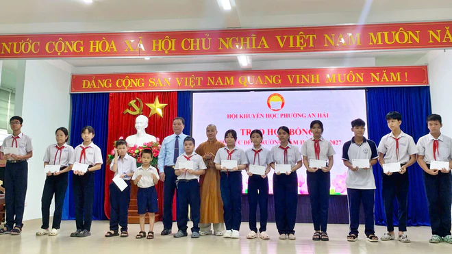 Hội Khuyến học An Hải, Đà Nẵng kiện toàn tổ chức sau sắp xếp, tiếp sức học sinh khó khăn - Ảnh 4.