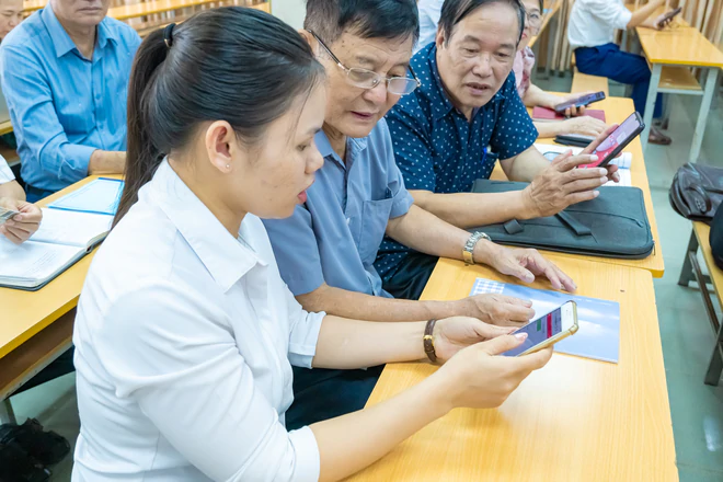 Hội Khuyến học Hưng Y&ecirc;n đẩy mạnh ứng dụng c&ocirc;ng nghệ số, n&acirc;ng cao chất lượng đ&aacute;nh gi&aacute; c&aacute;c m&ocirc; h&igrave;nh học tập - Ảnh 8.