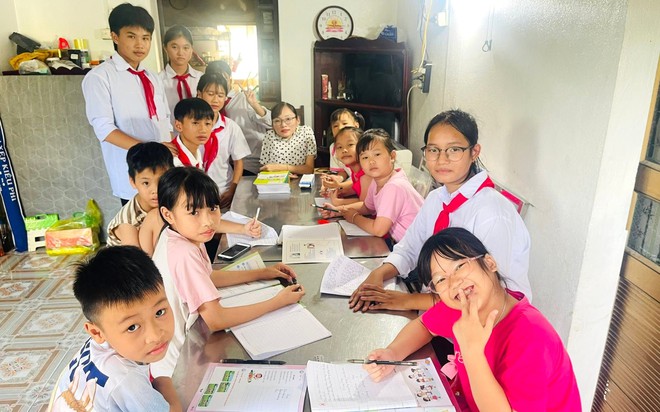 Cô giáo xương thủy tinh Nguyễn Thị Ngọc Tâm: Ngừng đi học không có nghĩa là ngừng ước mơ - Ảnh 4.