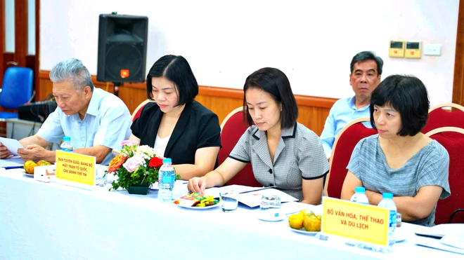 Hội Khuyến học Việt Nam gặp mặt b&aacute;o ch&iacute;: Lan tỏa tinh thần học tập suốt đời trong kỷ nguy&ecirc;n mới - Ảnh 5.