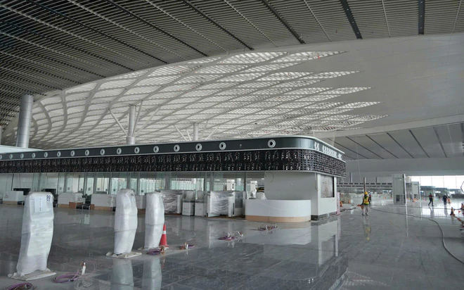 To&agrave;n cảnh b&ecirc;n trong nh&agrave; ga s&acirc;n bay Long Th&agrave;nh trước thời điểm vận h&agrave;nh thử nghiệm - Ảnh 4.