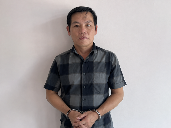 Nh&oacute;m đối tượng d&ugrave;ng đ&aacute; cuội giả l&agrave;m "đ&aacute; thi&ecirc;n thạch c&oacute; gi&aacute; trị h&agrave;ng triệu USD" để lừa đảo bị bắt giữ - Ảnh 3.