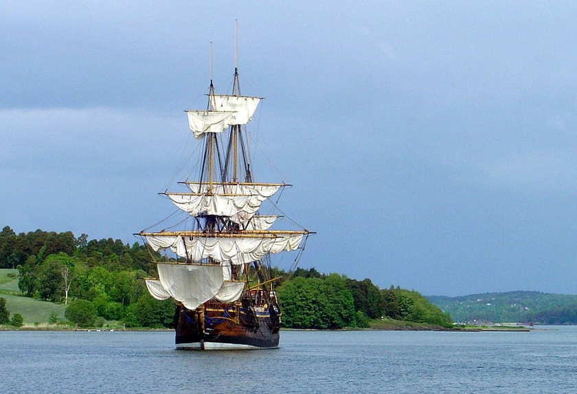 Chiêm ngưỡng thuyền buồm bằng gỗ lớn nhất thế giới và hành trình 'Thám hiểm châu Á' - Ảnh 3.