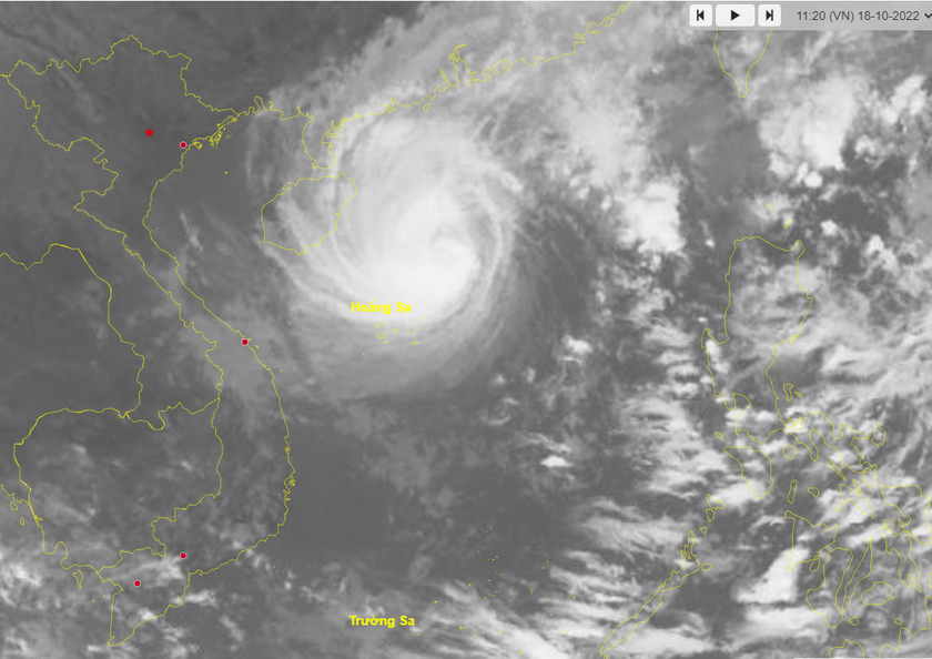 Theo dõi chặt chẽ diễn biến bão số 6 giật cấp 15 hiện cách quần đảo Hoàng Sa hơn 200km - Ảnh 2.