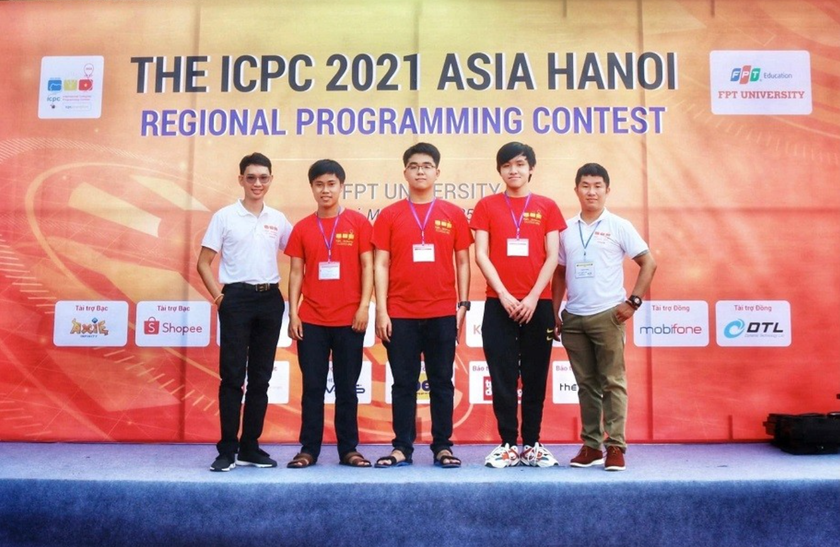 Sinh viên Việt Nam giành hạng Nhất thế giới tại cuộc thi lập trình IEEExtreme 2022 - Ảnh 1.