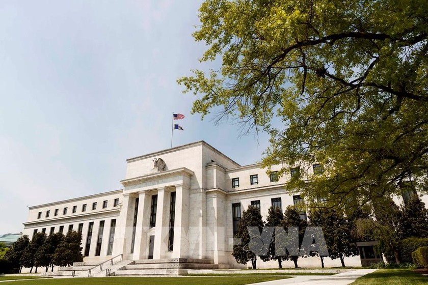 Fed dự kiến tiếp tục tăng lãi suất, nguy cơ lạm phát leo thang - Ảnh 1.