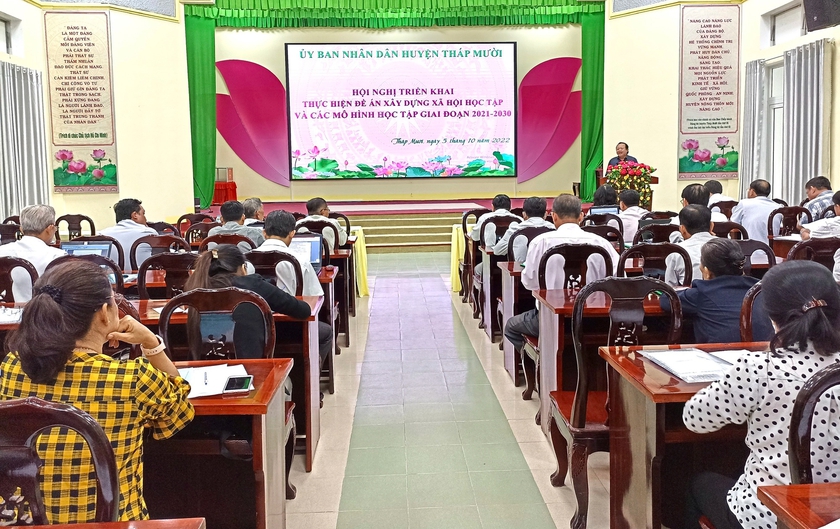 Huyện Tháp Mười, tỉnh Đồng Tháp tổ chức Hội nghị triển khai các mô hình học tập - Ảnh 1.