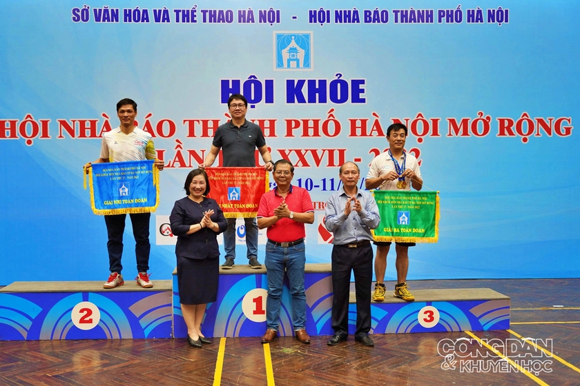Bế mạc Hội khỏe Hội nhà báo Hà Nội mở rộng 2022, trao huy chương các môn thi đấu - Ảnh 1.