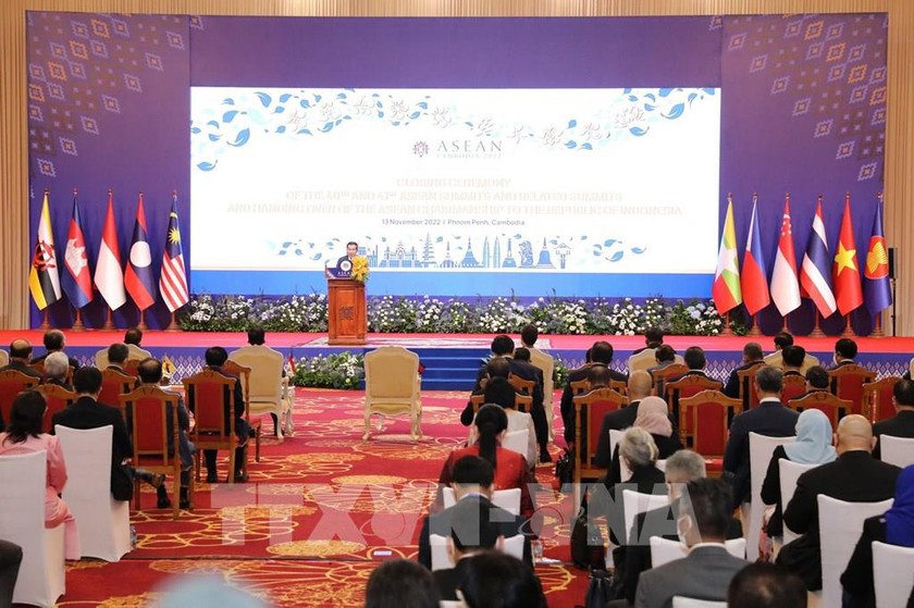 Bế mạc Hội nghị Cấp cao ASEAN lần thứ 40, 41 và các hội nghị cấp cao liên quan - Ảnh 1.