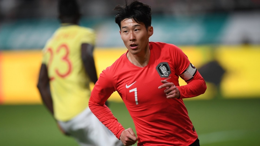 World Cup 2022: 10 gương mặt châu Á được kỳ vọng tỏa sáng - Ảnh 2.