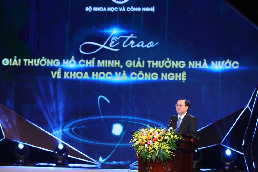 Chủ tịch nước Nguyễn Xuân Phúc trao Giải thưởng Hồ Chí Minh, Giải thưởng Nhà nước về khoa học và công nghệ - Ảnh 4.