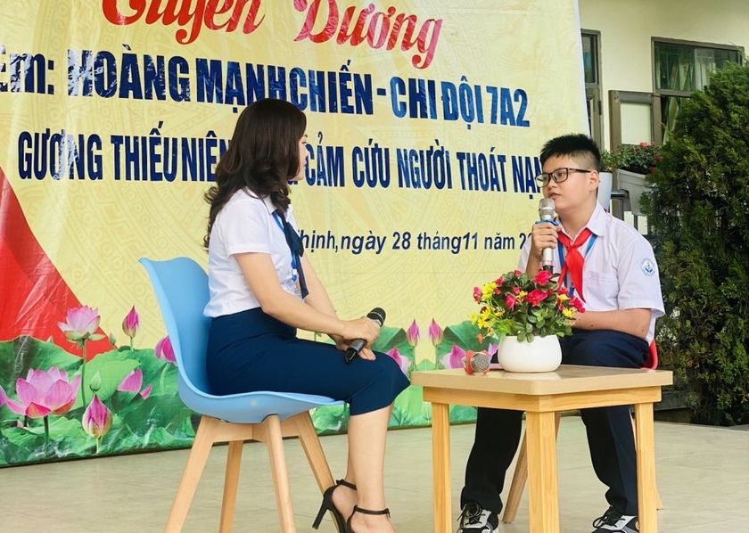 Chủ tịch nước Nguyễn Xuân Phúc khen học sinh dũng cảm cứu người - Ảnh 2.