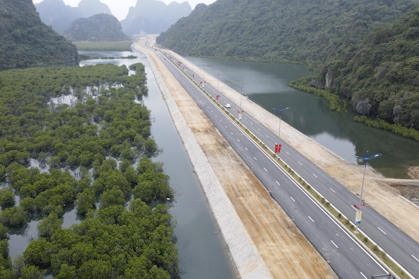 Quảng Ninh điều chỉnh chủ trương đầu tư 5 dự án giao thông quan trọng  - Ảnh 2.