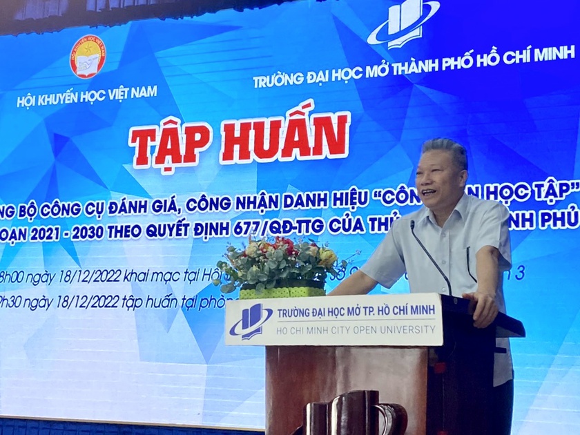 Tập huấn sử dụng công cụ đánh giá, công nhận danh hiệu “Công dân học tập” phía Nam - Ảnh 4.