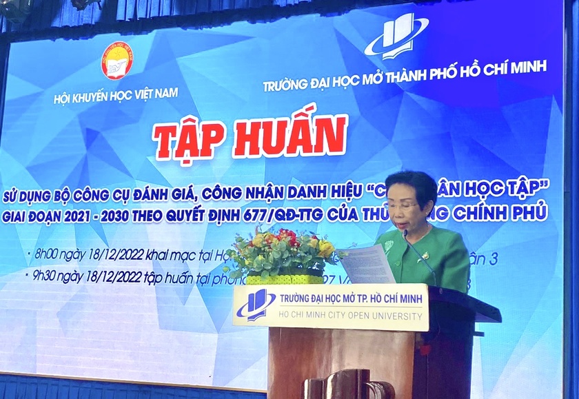 Tập huấn sử dụng công cụ đánh giá, công nhận danh hiệu “Công dân học tập” phía Nam - Ảnh 2.