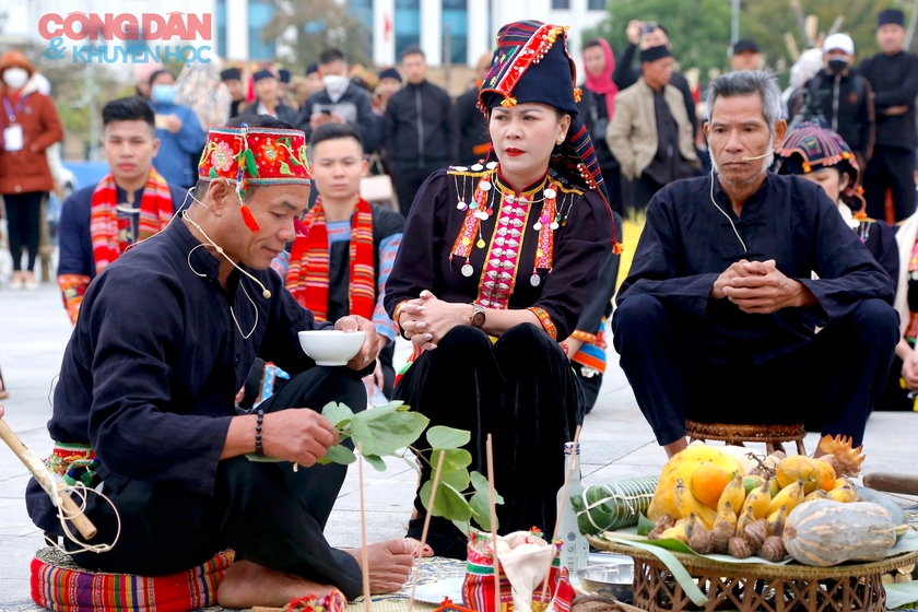 Ấn tượng lễ hội truyền thống các dân tộc vùng Tây Bắc - Ảnh 1.