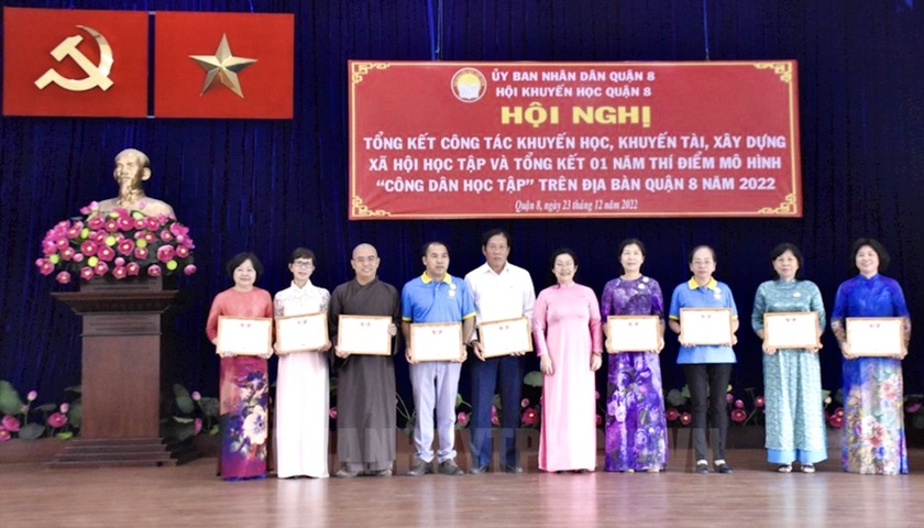 Hội Khuyến học Quận 8, Thành phố Hồ Chí Minh: Thí điểm mô hình “Công dân học tập” đạt kết quả khả quan - Ảnh 1.