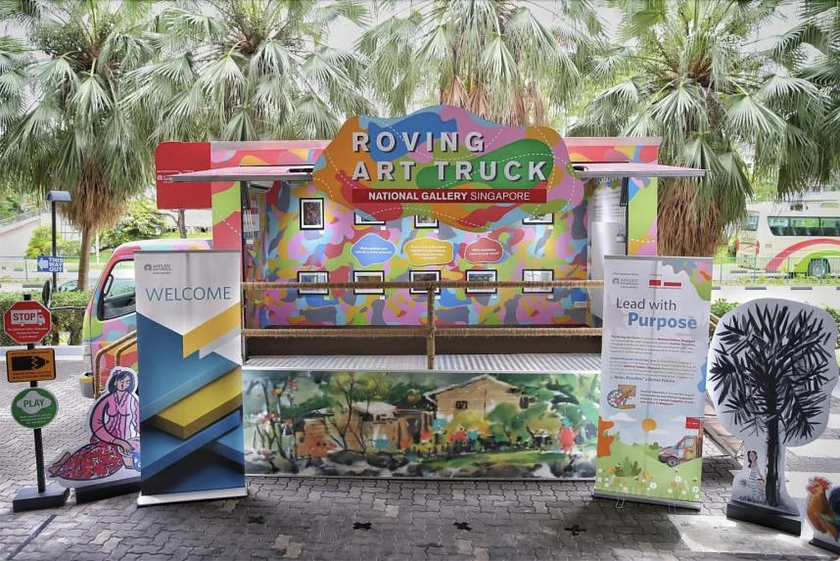 “Phòng tranh xe tải” - triển lãm lưu động ở Singapore - Ảnh 5.