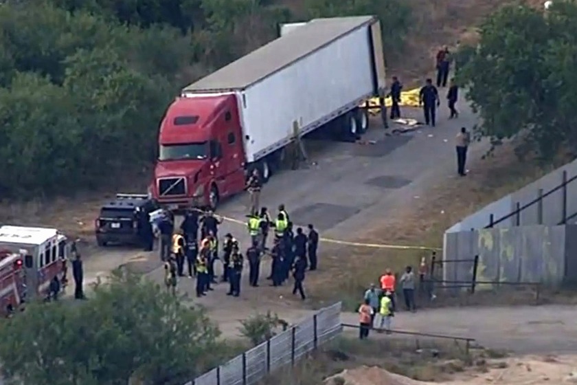Hai đối tượng người Mexico bị cáo buộc liên quan đến vụ người nhập cư thiệt mạng trong xe container - Ảnh 1.