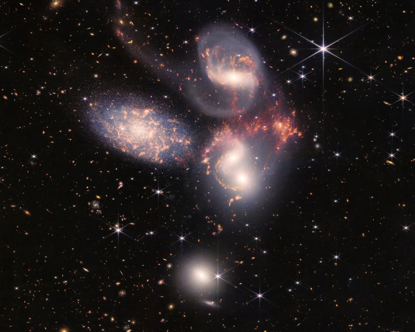 Chùm ảnh về vũ trụ đầu tiên từ siêu kính viễn vọng James Webb được NASA công bố - Ảnh 7.