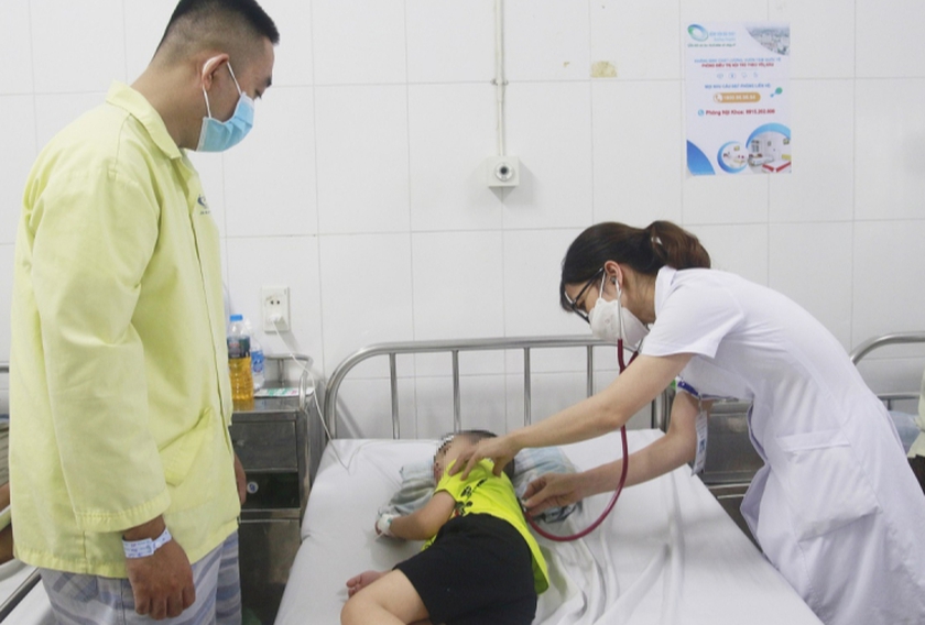Quảng Ninh ghi nhận số bệnh nhân mắc cúm A tăng cao - Ảnh 1.