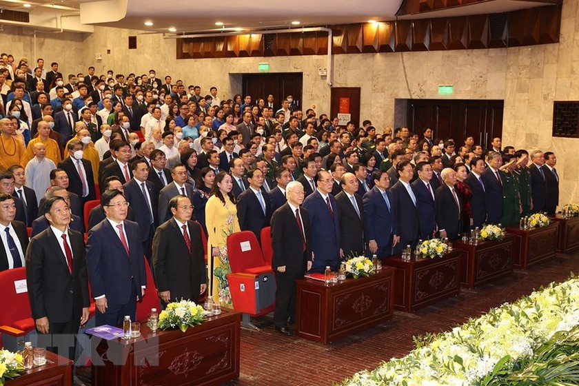 Tổng Bí thư dự Lễ kỷ niệm 60 năm Ngày Thiết lập quan hệ ngoại giao Việt Nam - Lào - Ảnh 1.