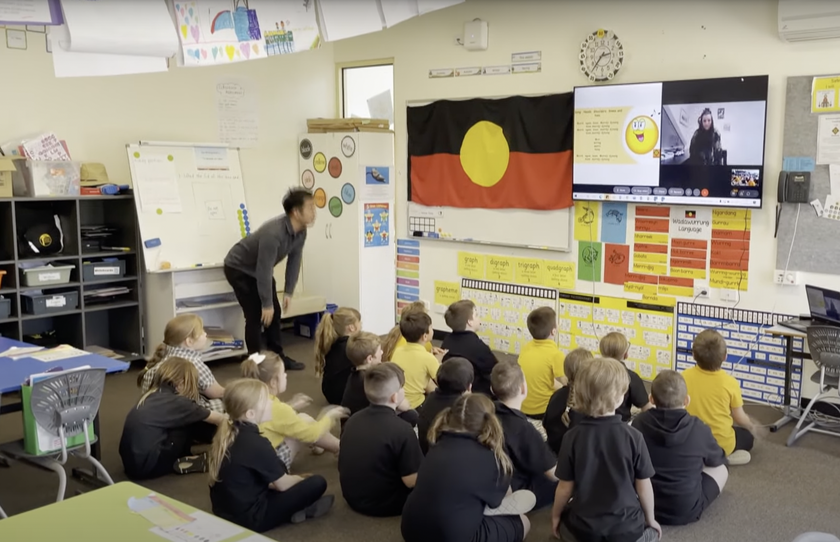 Khuyến khích dạy ngôn ngữ bản địa trong trường học - một cách để học sinh hiểu về lịch sử đất nước - Ảnh 3.