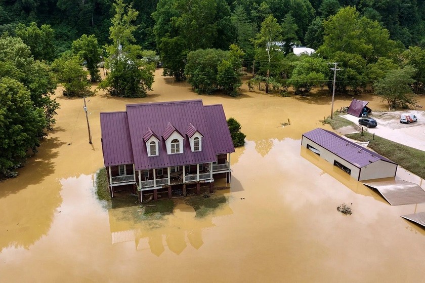 Lũ lụt nghiêm trọng ở Kentucky, Tổng thống Mỹ ban bố tình trạng thảm họa - Ảnh 1.