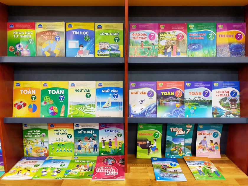 Giá sách giáo khoa tăng, Nhà xuất bản Giáo dục Việt Nam vẫn nói lãi sẽ giảm - Ảnh 4.